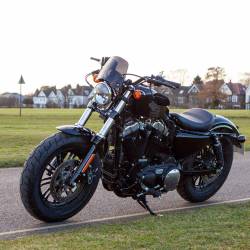 Saute vent Piranha Dart pour Harley Davidson Sportster XL1200X Forty-Eight
